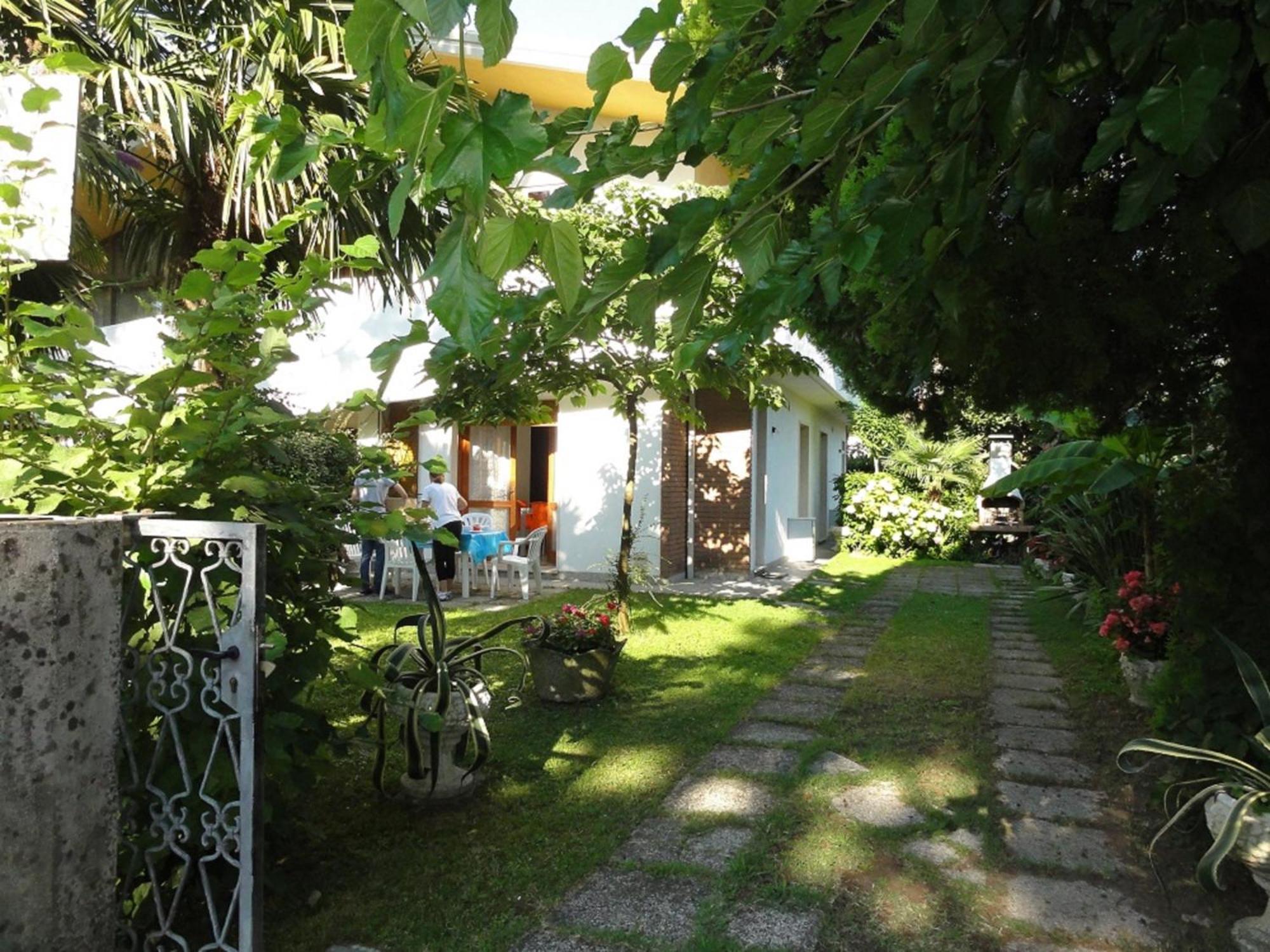 Villa Galasso Bibione Exteriör bild