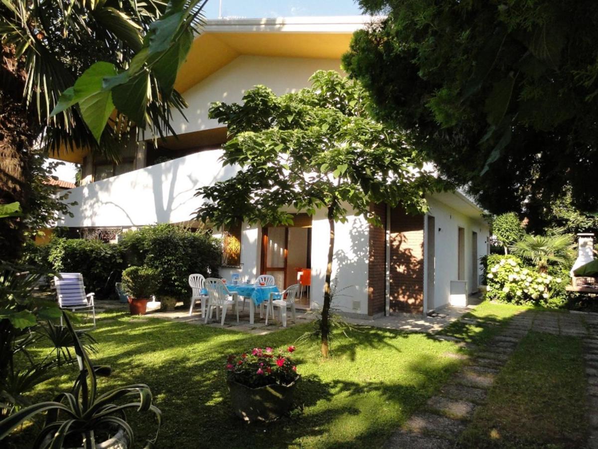 Villa Galasso Bibione Exteriör bild